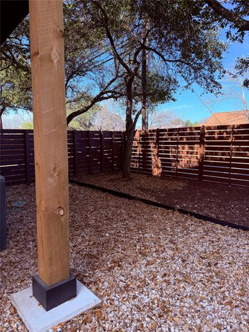 1417 Kramer Ln 4, Austin, TX 78758