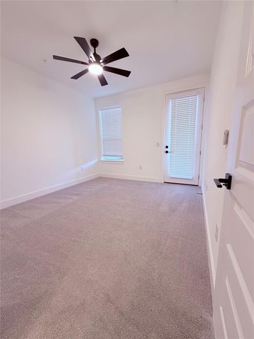 1417 Kramer Ln 4, Austin, TX 78758