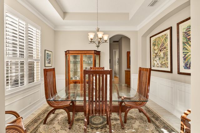 424 Venecia Way, St Augustine, FL 32086