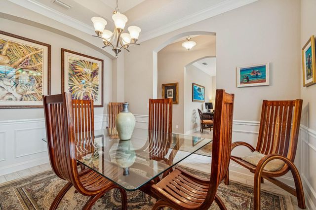 424 Venecia Way, St Augustine, FL 32086