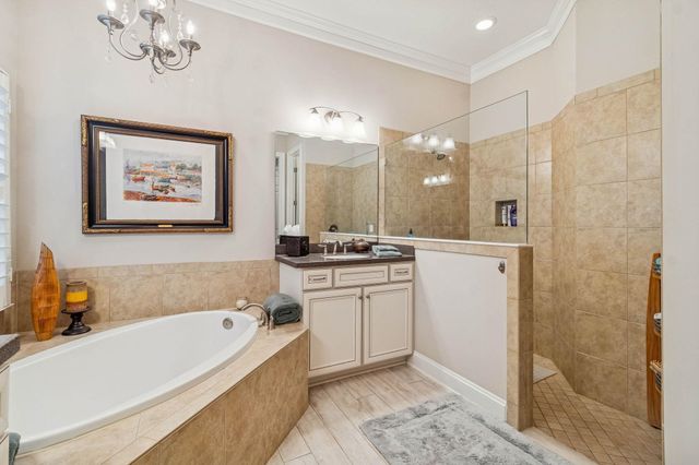 424 Venecia Way, St Augustine, FL 32086