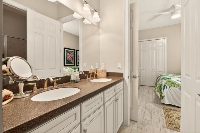 424 Venecia Way, St Augustine, FL 32086