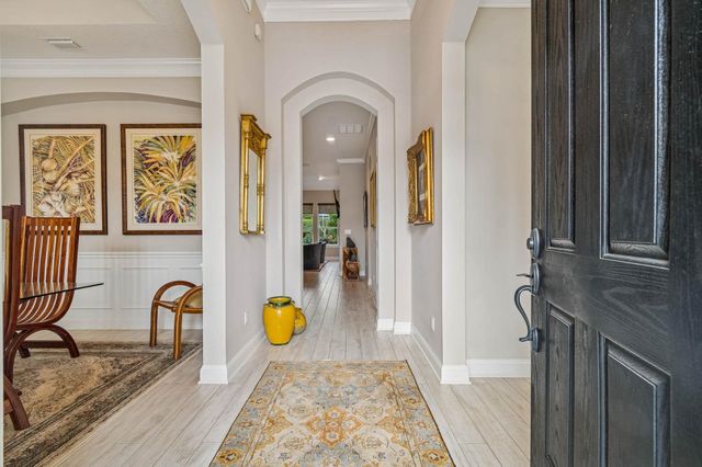 424 Venecia Way, St Augustine, FL 32086