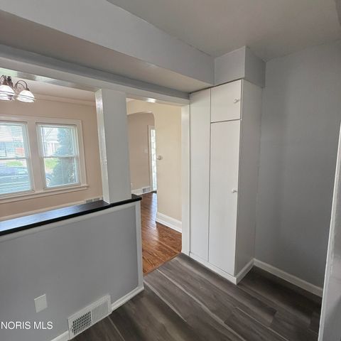 1475 Craigwood Road, Toledo, OH 43612