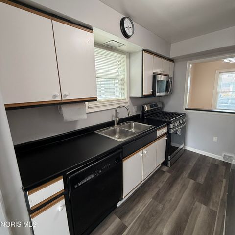 1475 Craigwood Road, Toledo, OH 43612