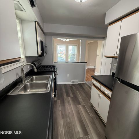 1475 Craigwood Road, Toledo, OH 43612