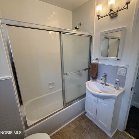 1475 Craigwood Road, Toledo, OH 43612