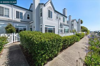 609 Commodore Dr, Richmond, CA 94804