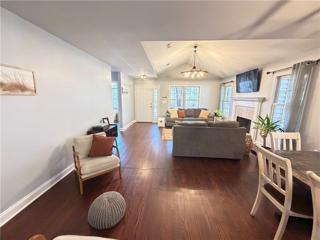 203 Indian Trail Road, Seneca, SC 29672