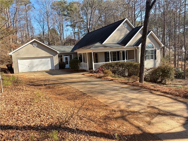 203 Indian Trail Road, Seneca, SC 29672