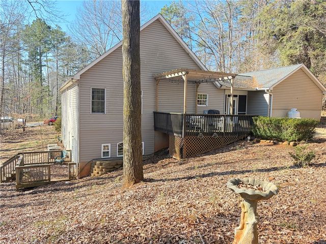 203 Indian Trail Road, Seneca, SC 29672