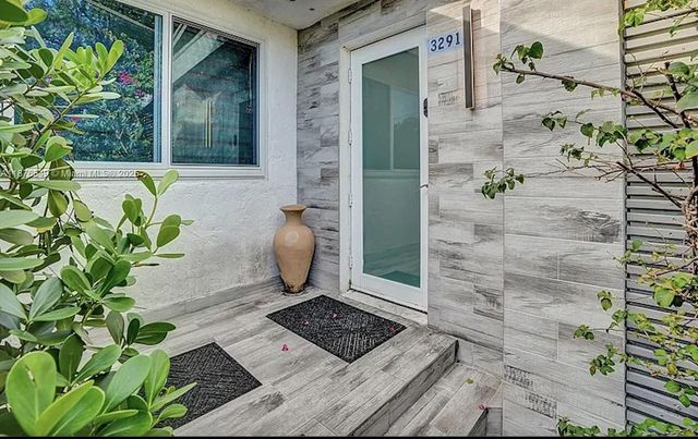 3291 SW 44th Street, Fort Lauderdale, FL 33312