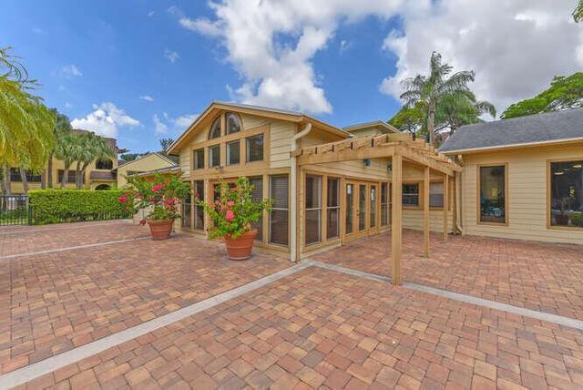 2311 N Congress Avenue 28, Boynton Beach, FL 33426