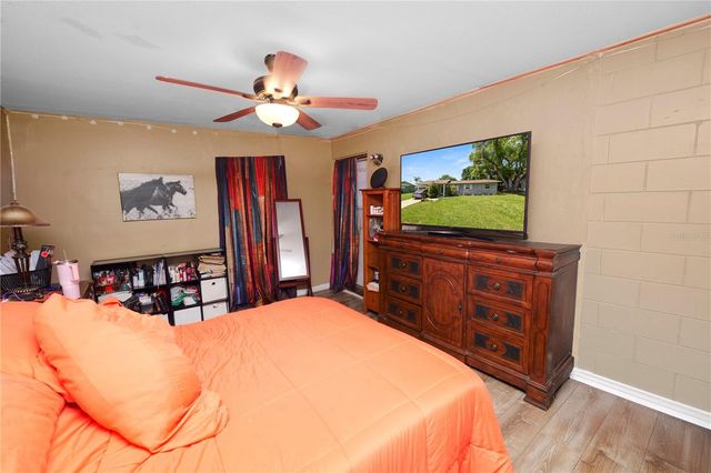 517 TANGLEWOOD DRIVE, Auburndale, FL 33823