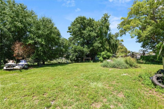 517 TANGLEWOOD DRIVE, Auburndale, FL 33823