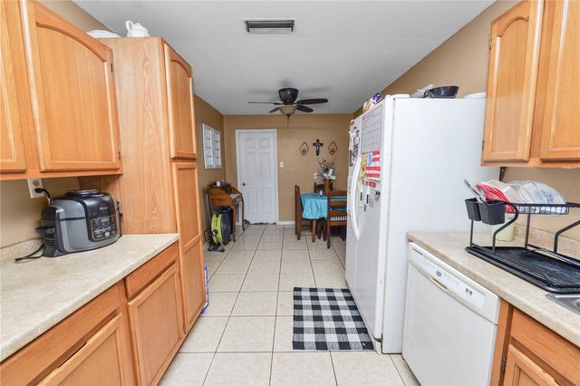 517 TANGLEWOOD DRIVE, Auburndale, FL 33823
