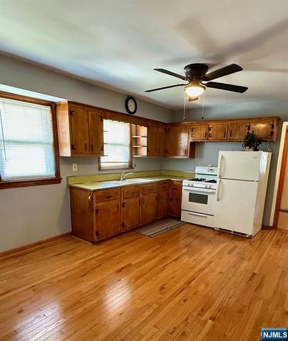 315 3rd Street 2, Saddle Brook, NJ 07663