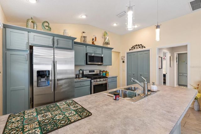 5709 GRIMES COURT, The Villages, FL 32163