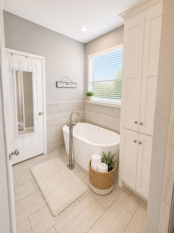 110 Centerhill Drive, Muenster, TX 76252