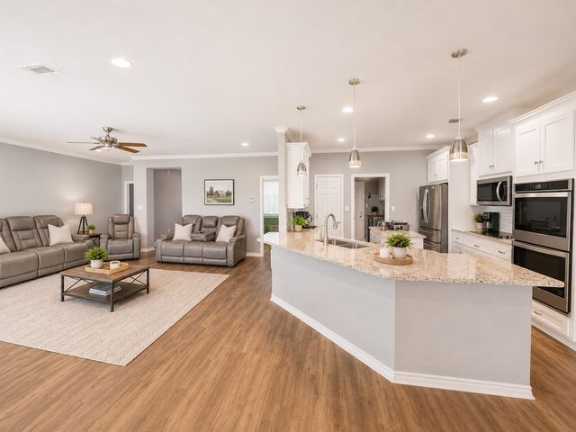 110 Centerhill Drive, Muenster, TX 76252