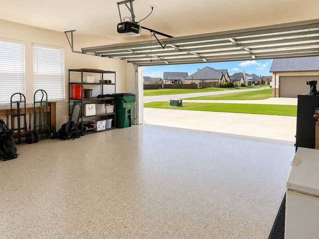 110 Centerhill Drive, Muenster, TX 76252