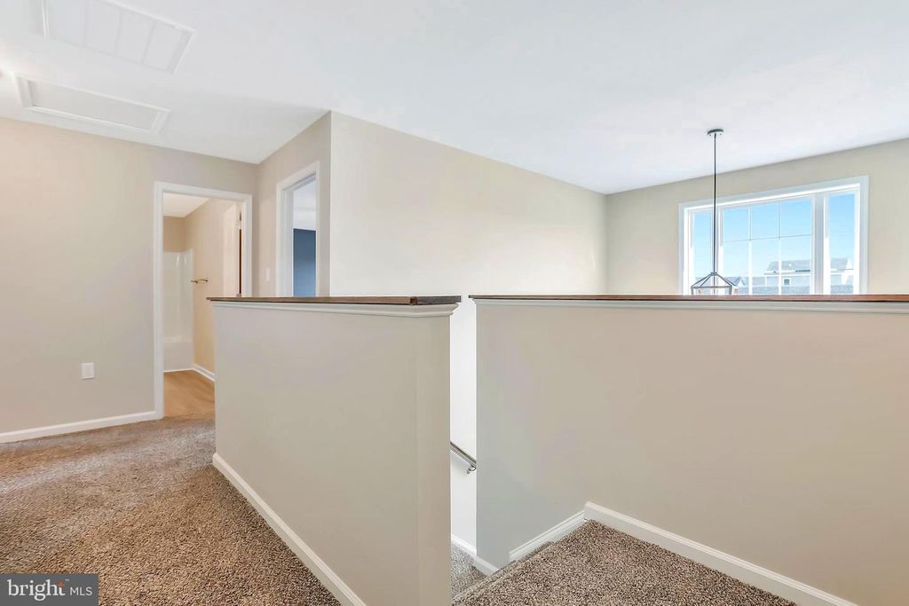 65 FLORENCE LN, Martinsburg, WV 25403