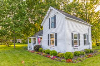 602 S Rose Avenue, Kouts, IN 46347