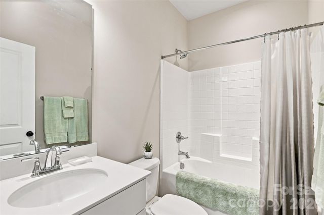 10508 Ardley Manor Drive, Charlotte, NC 28227