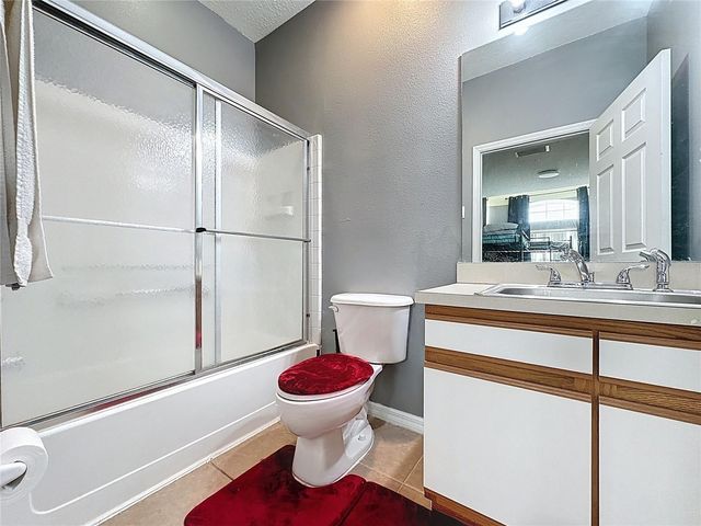 8401 CRYSTAL COVE LOOP, Kissimmee, FL 34747