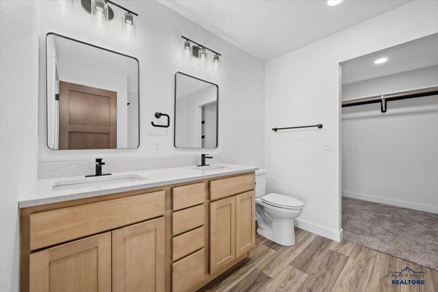 4824 MONDAVI DR, Rapid City, SD 57703