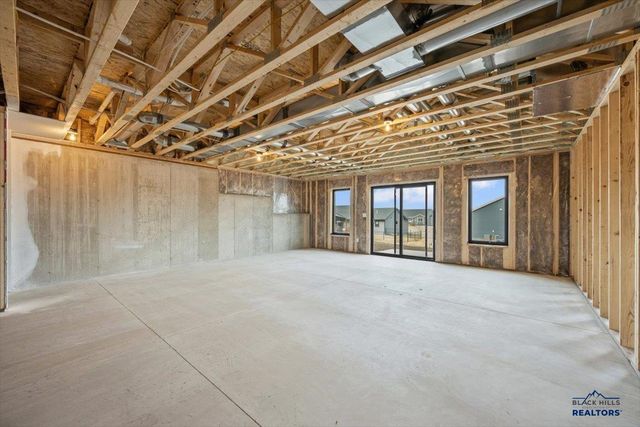 4824 MONDAVI DR, Rapid City, SD 57703