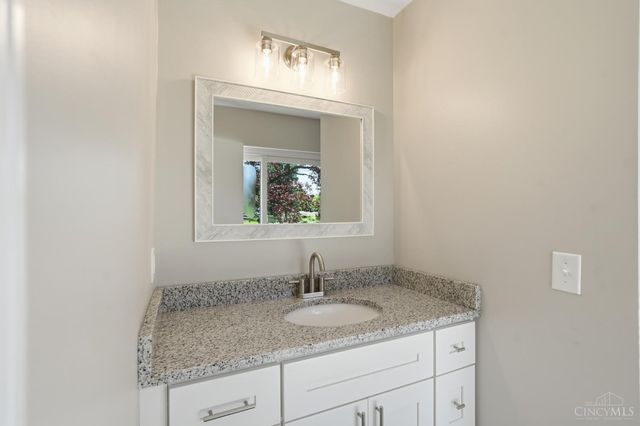 6157 Todhunter Road, Middletown, OH 45044