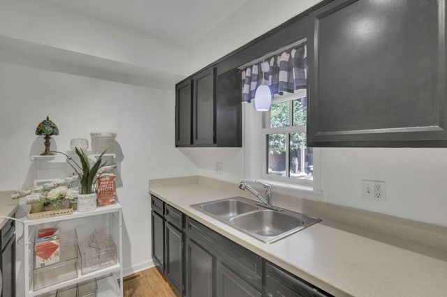 249 E Kossuth Street, C, Columbus, OH 43206