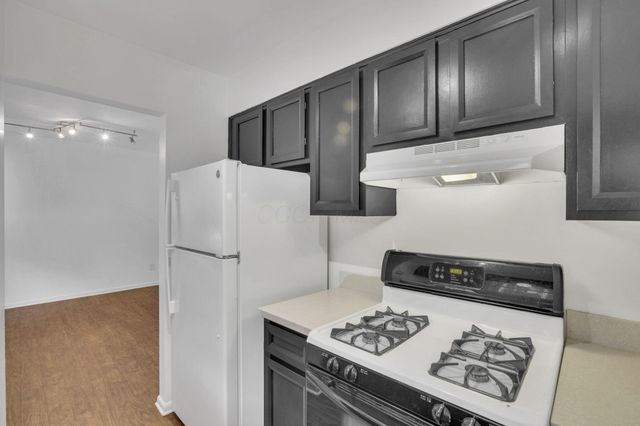 249 E Kossuth Street, C, Columbus, OH 43206