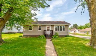 240 N Russell Street, Denver, IA 50622