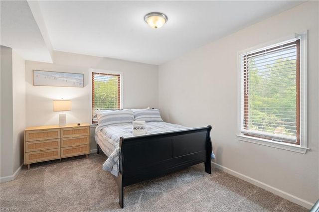 2273 Widgeon LN, Virginia Beach, VA 23456