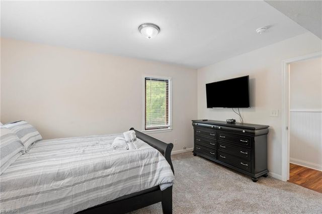 2273 Widgeon LN, Virginia Beach, VA 23456