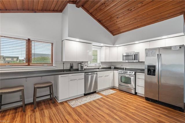 2273 Widgeon LN, Virginia Beach, VA 23456