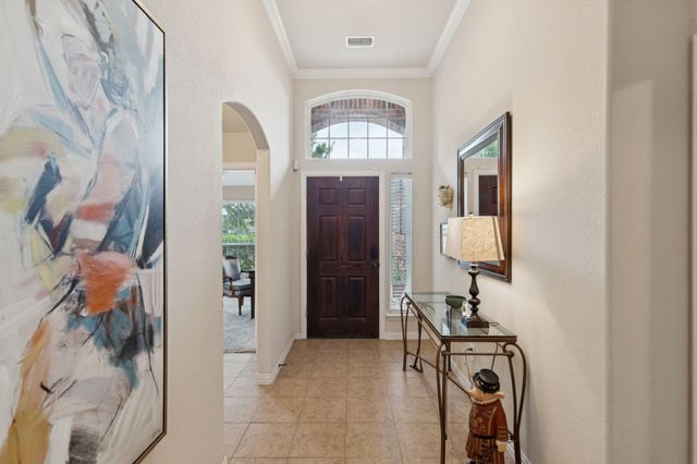 6806 Bear Lane, Greenville, TX 75402