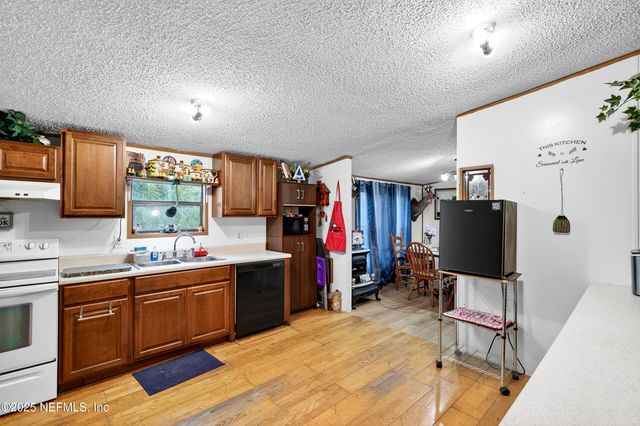 133 RAINBOW Road, Crescent City, FL 32112