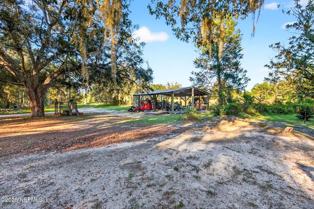 133 RAINBOW Road, Crescent City, FL 32112