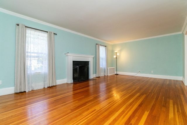 142 Jackson St, Newton, MA 02459