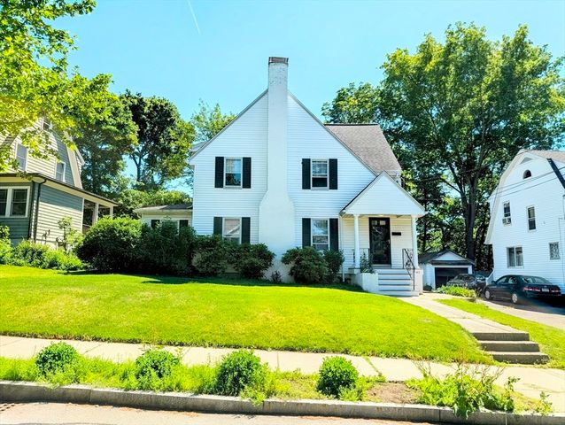 142 Jackson St, Newton, MA 02459