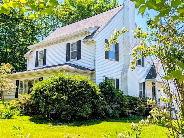 142 Jackson St, Newton, MA 02459
