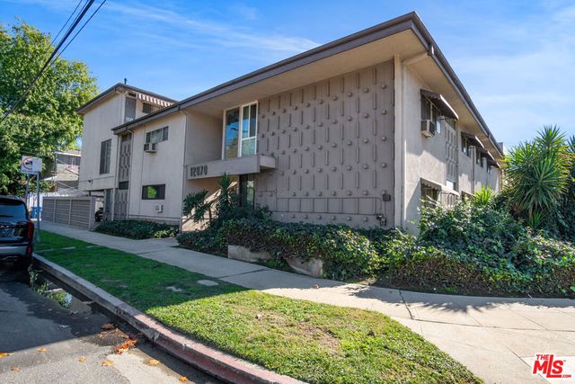 12070 Woodbridge Street, Studio City, CA 91604