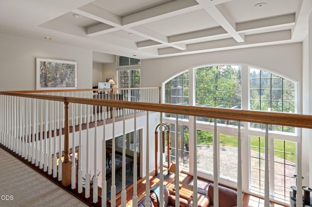 61866 Bunker Hill Court, Bend, OR 97702