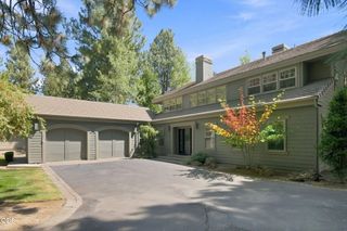 61866 Bunker Hill Court, Bend, OR 97702
