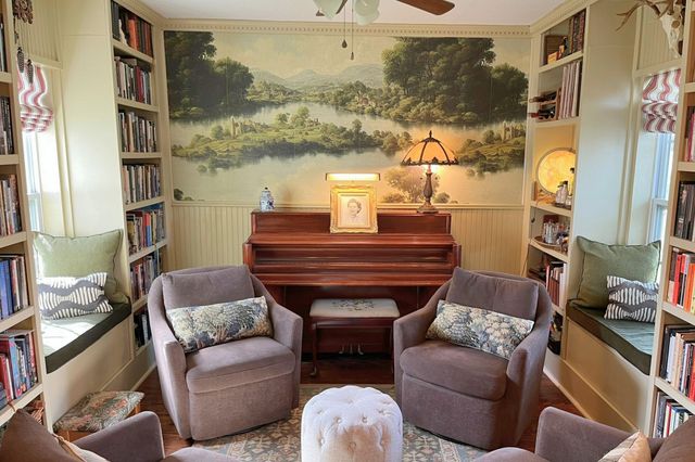 713 W Spring Street, Weatherford, TX 76086