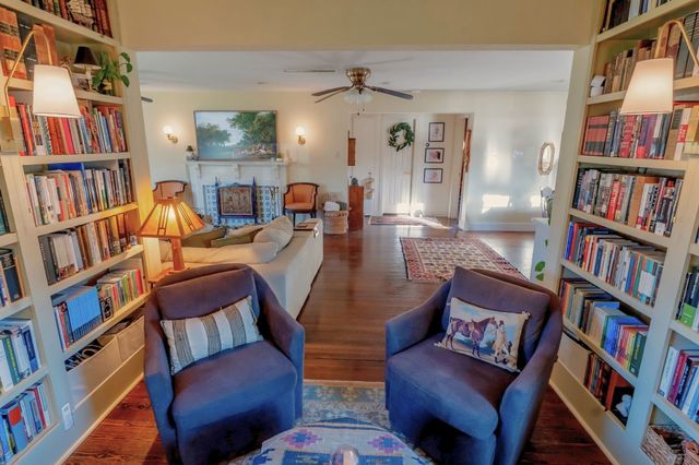 713 W Spring Street, Weatherford, TX 76086