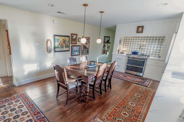 713 W Spring Street, Weatherford, TX 76086